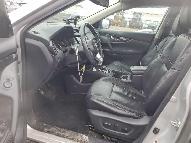 2017 Nissan Rogue sv