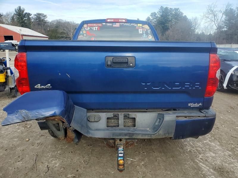 2014 Toyota Tundra Double cab sr