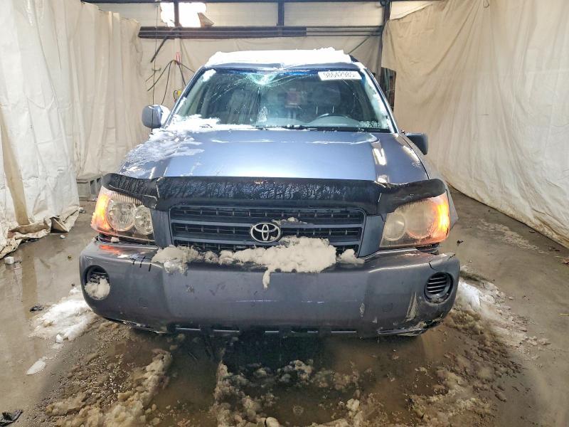 2002 Toyota Highlander Base