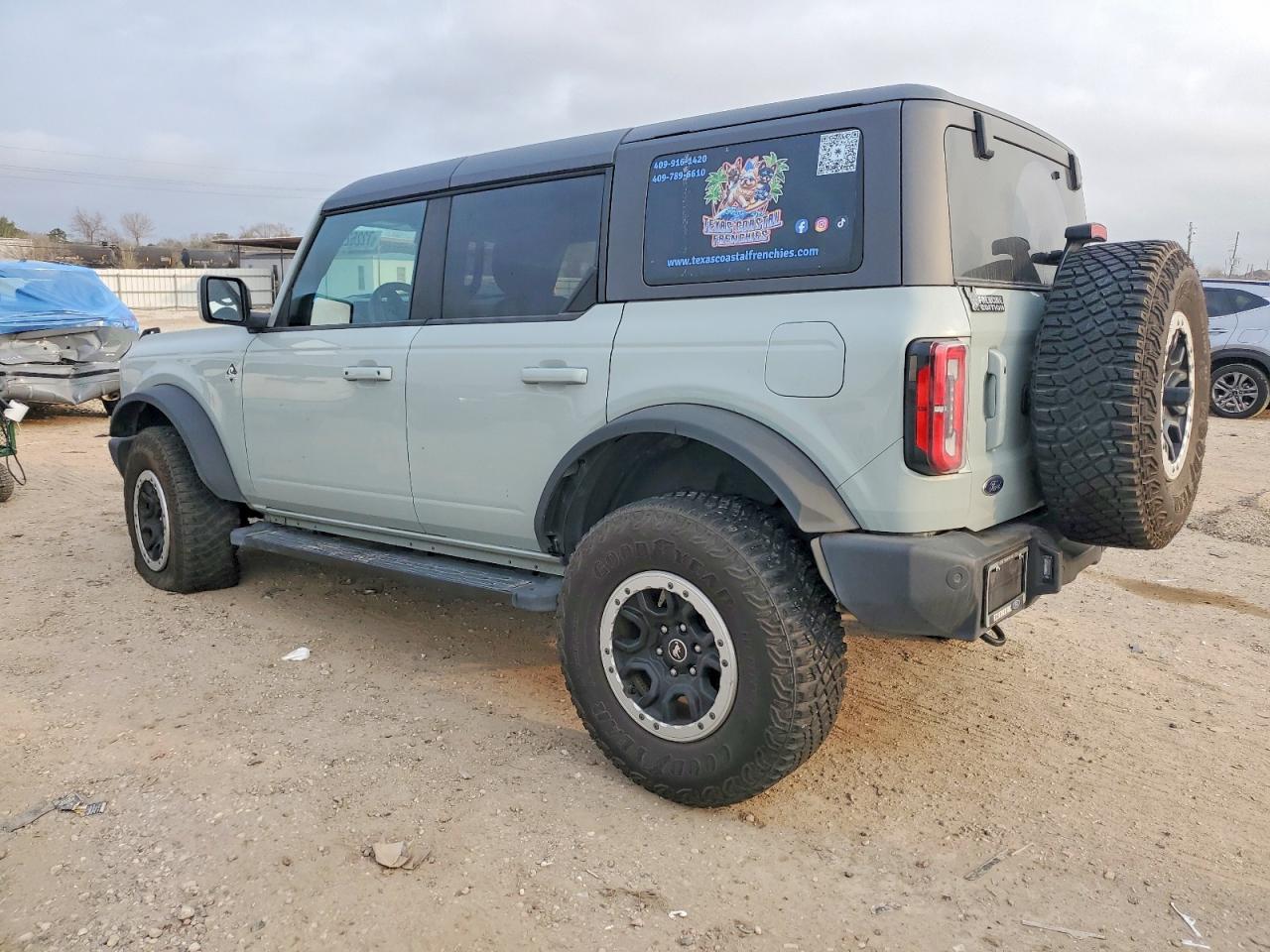 2023 Ford Bronco Base