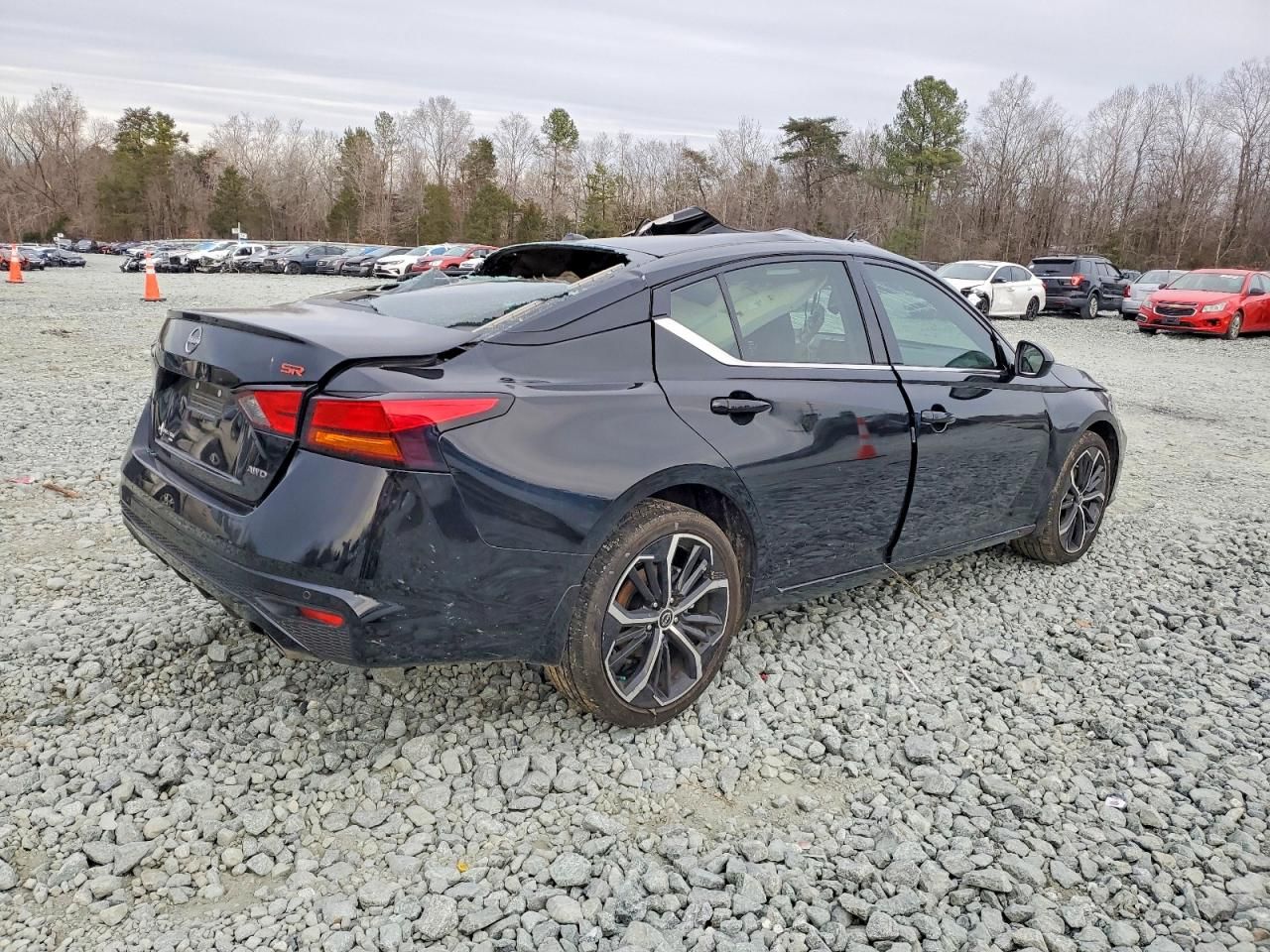 2025 Nissan Altima sr