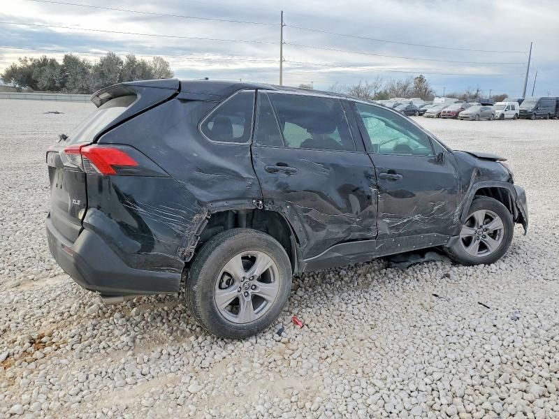 2023 Toyota Rav4 xle