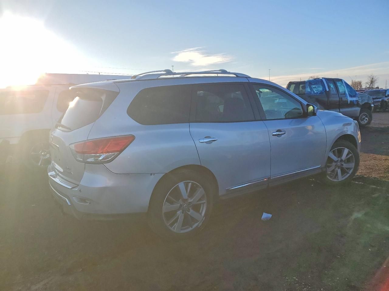 2014 Nissan Pathfinder s