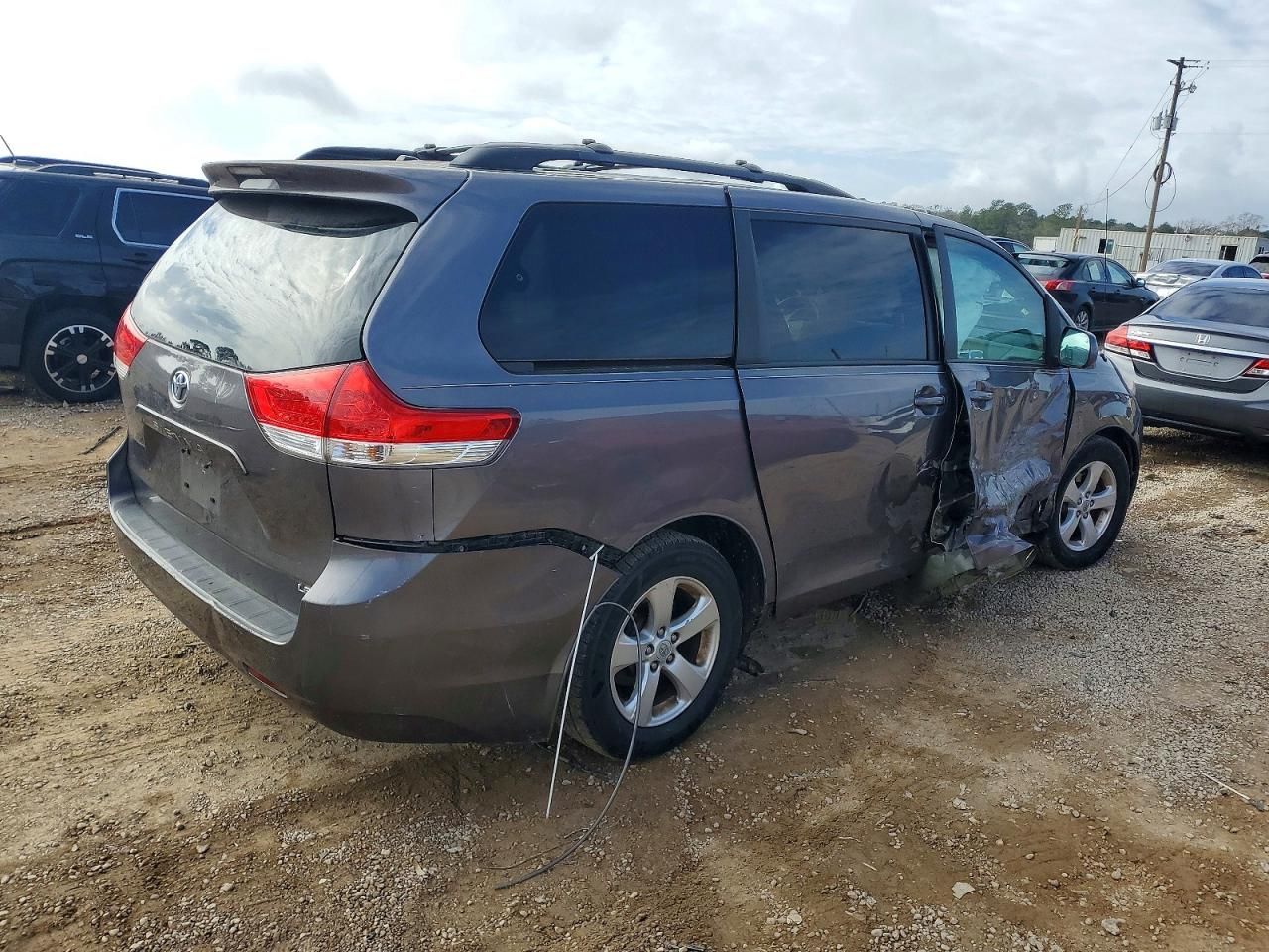 2011 Toyota Sienna le