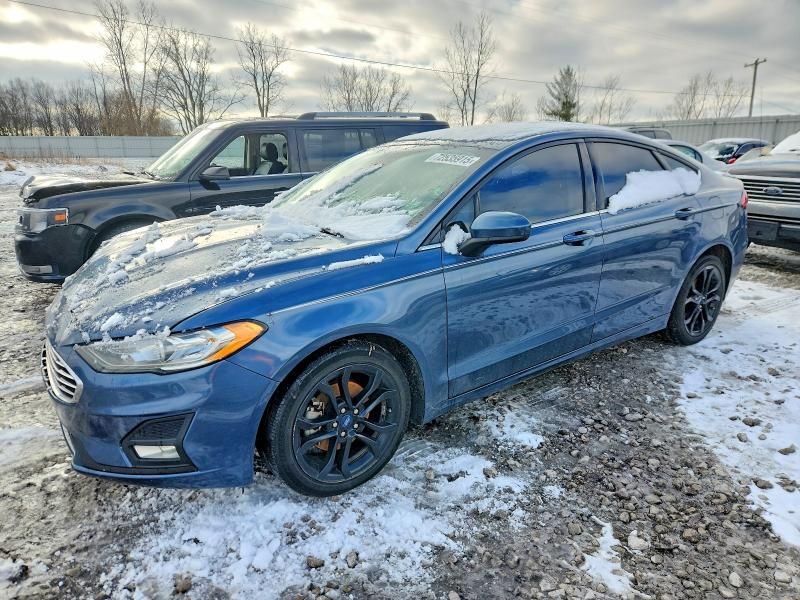 2019 Ford Fusion se