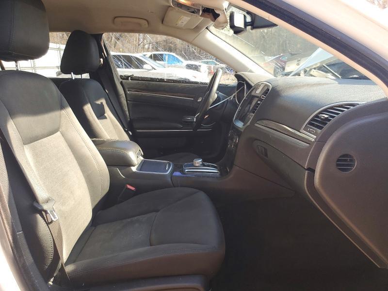 2018 Chrysler 300 Touring