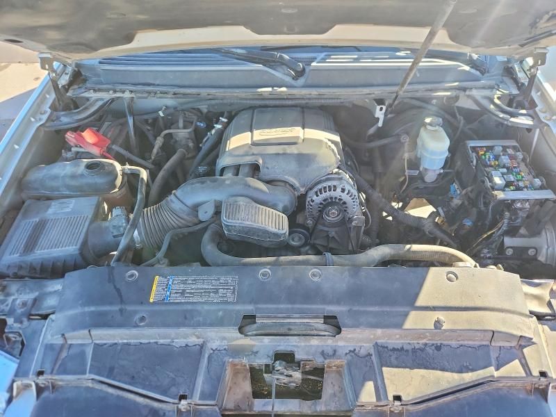 2010 Chevrolet Suburban C1500 ls