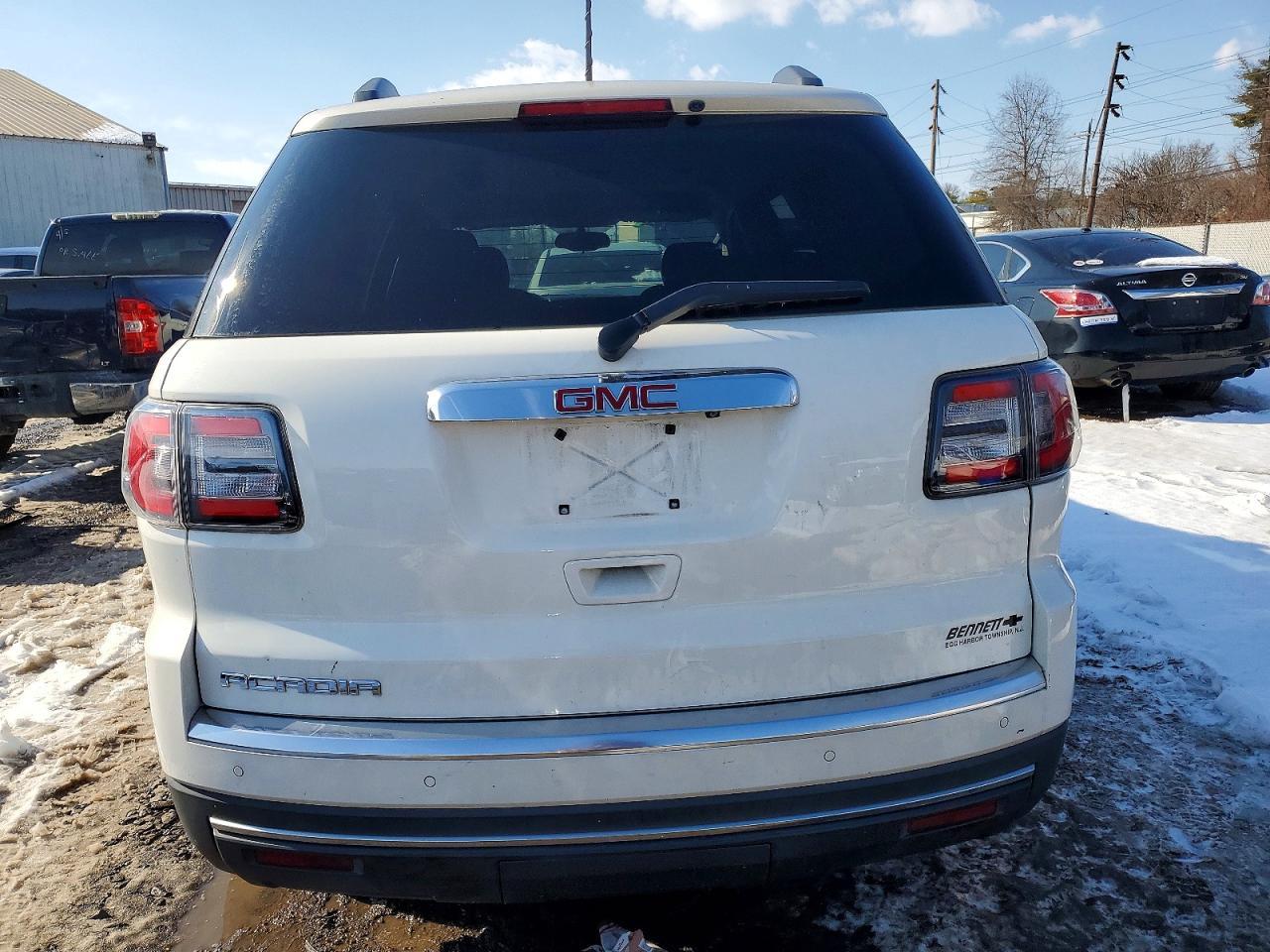 2015 GMC Acadia sle