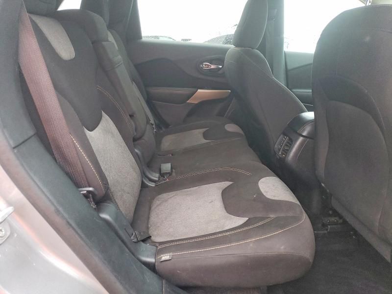 2018 Jeep Cherokee Latitude