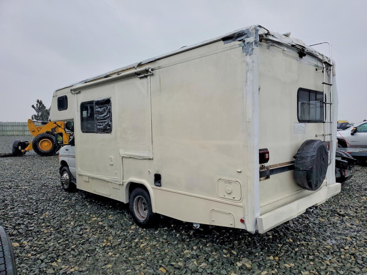 2002 Ford E450 Recreational Vehicle