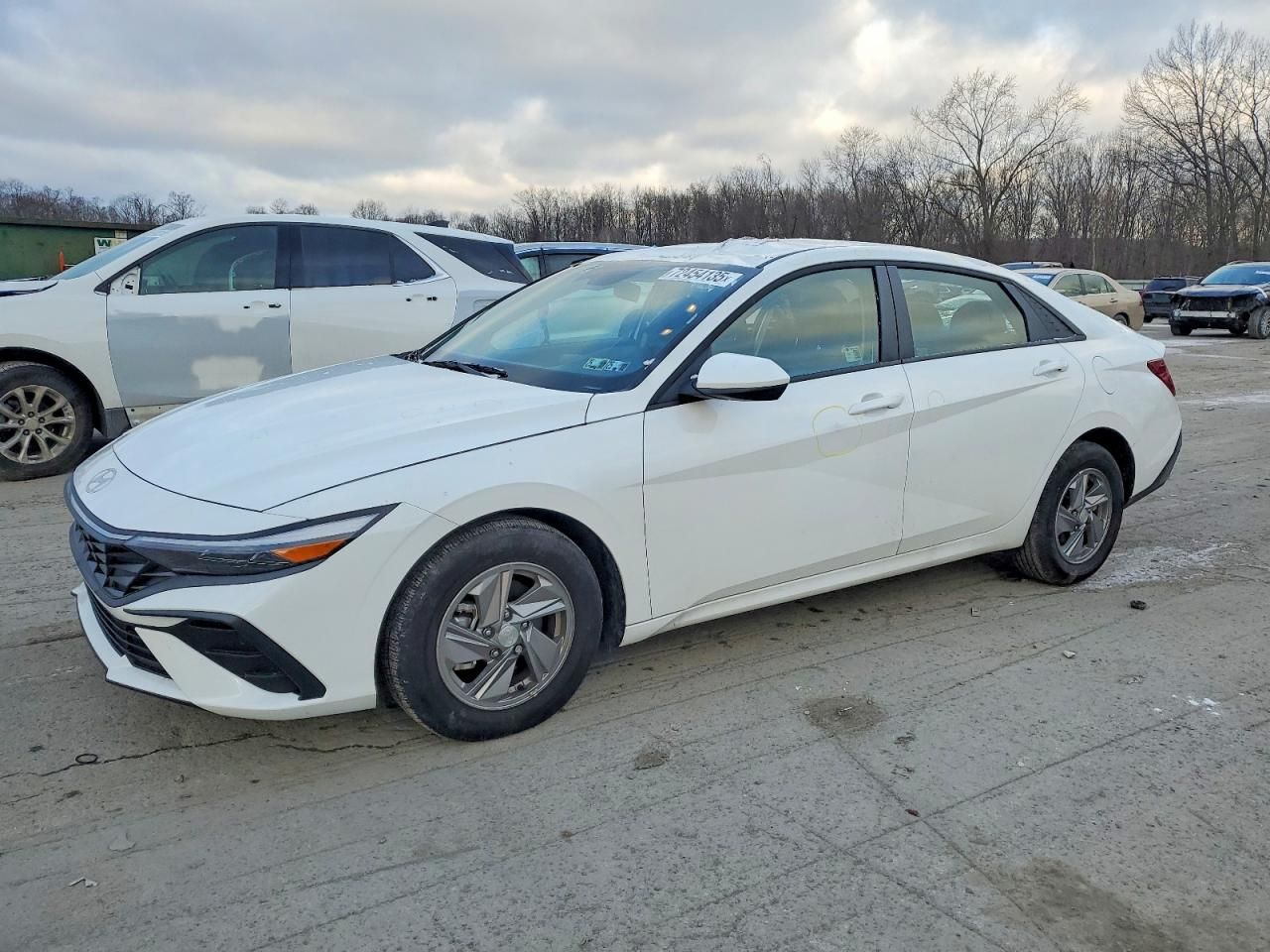 2025 Hyundai Elantra se