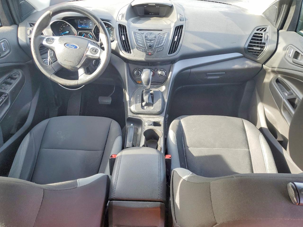 2016 Ford Escape s