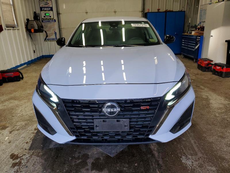 2024 Nissan Altima sr