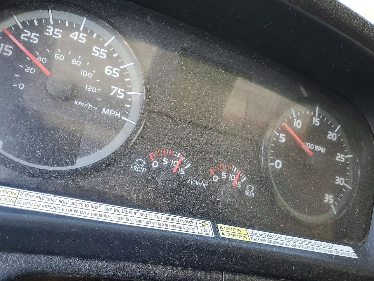 2016 Hino 338 box Truck