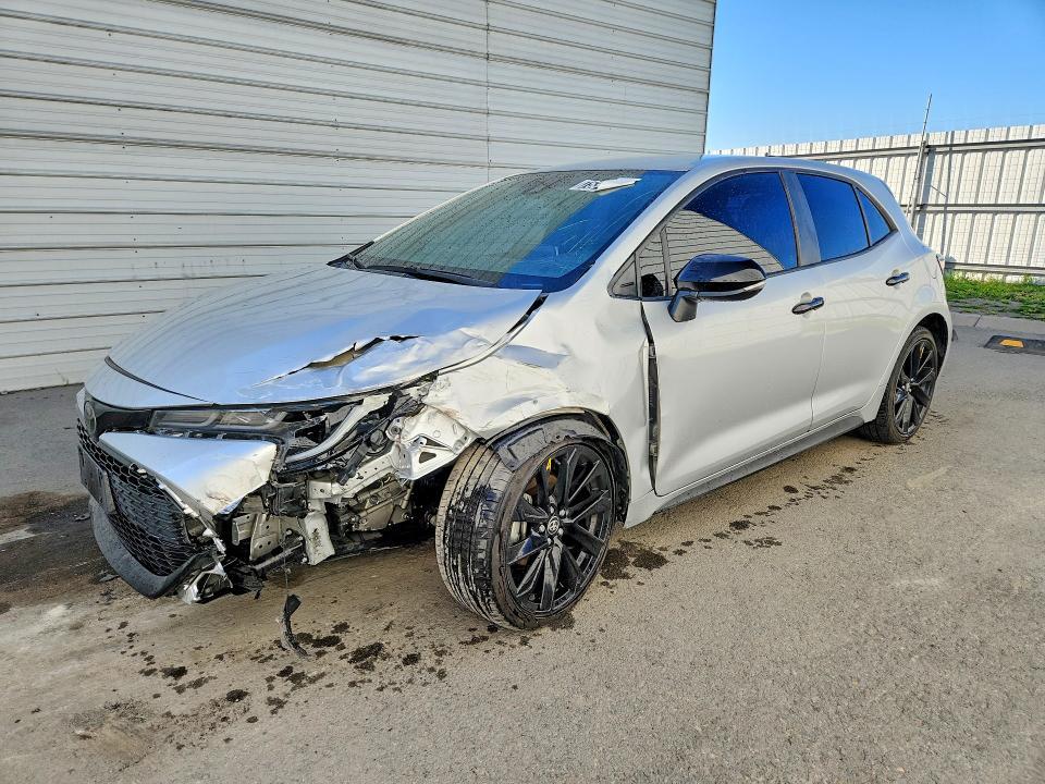 2021 Toyota Corolla Hatchback se Nightshade Edition