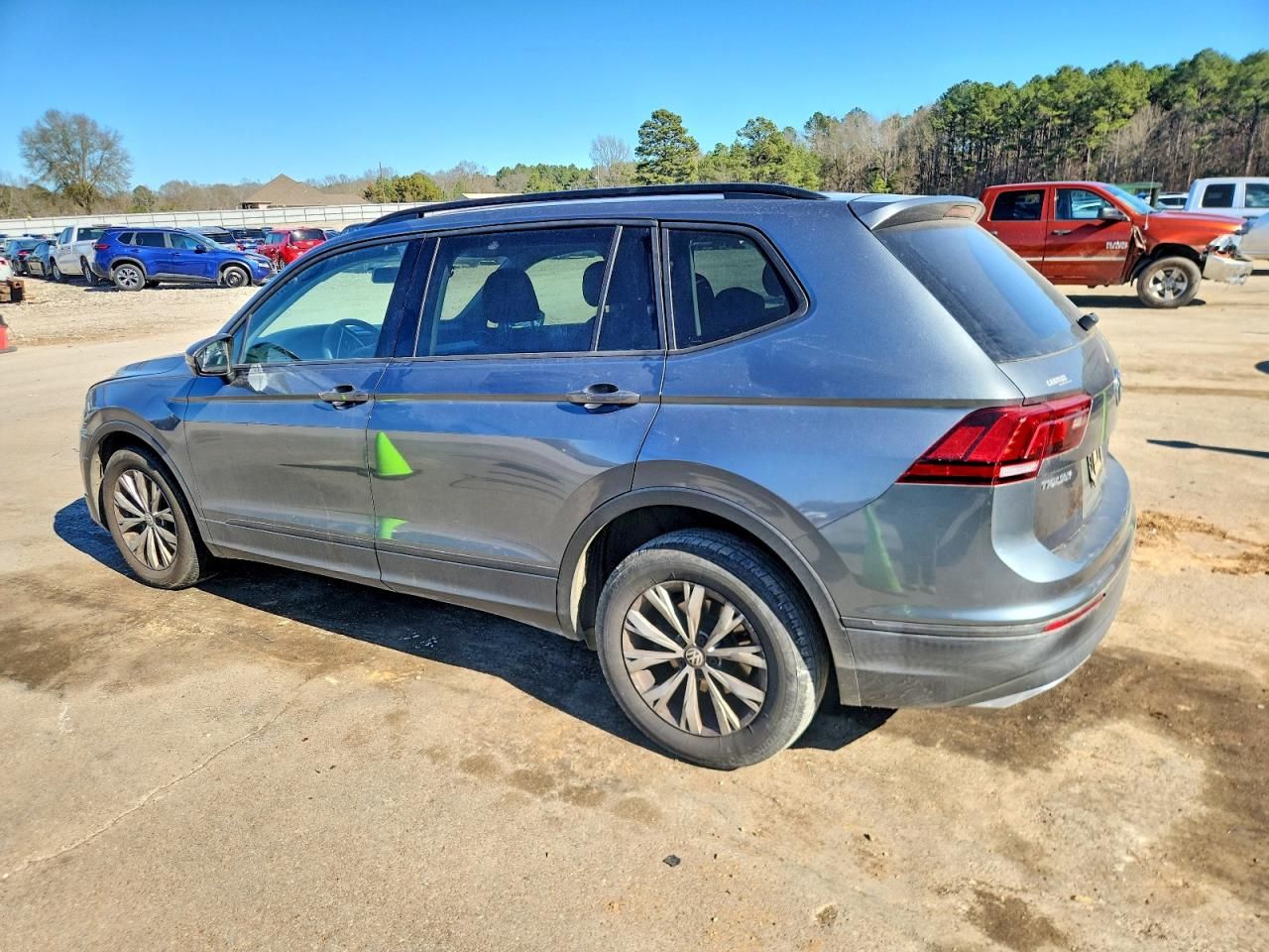 2019 Volkswagen Tiguan s