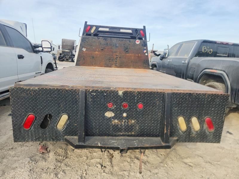 2004 Ford F450 Super Duty Flatbed Truck