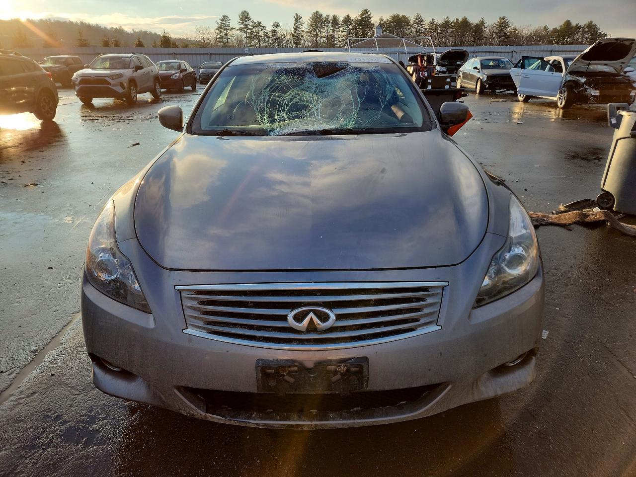 2011 Infiniti G37