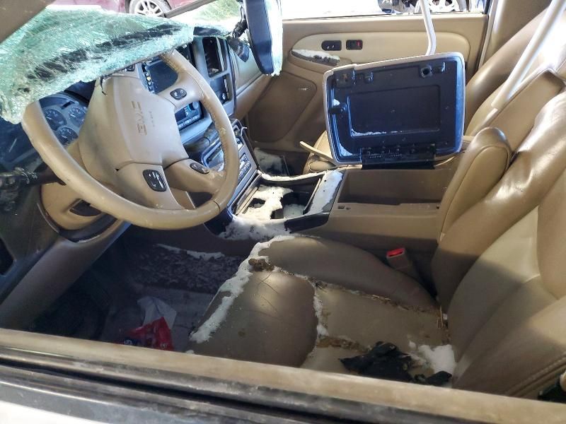 2004 GMC Yukon Denali