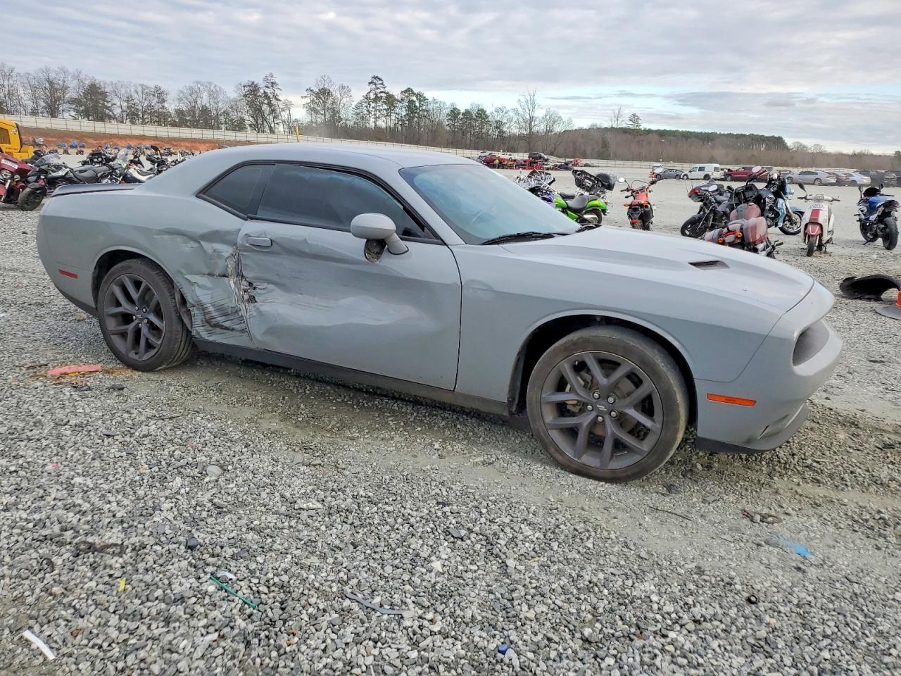 2021 Dodge Challenger sxt