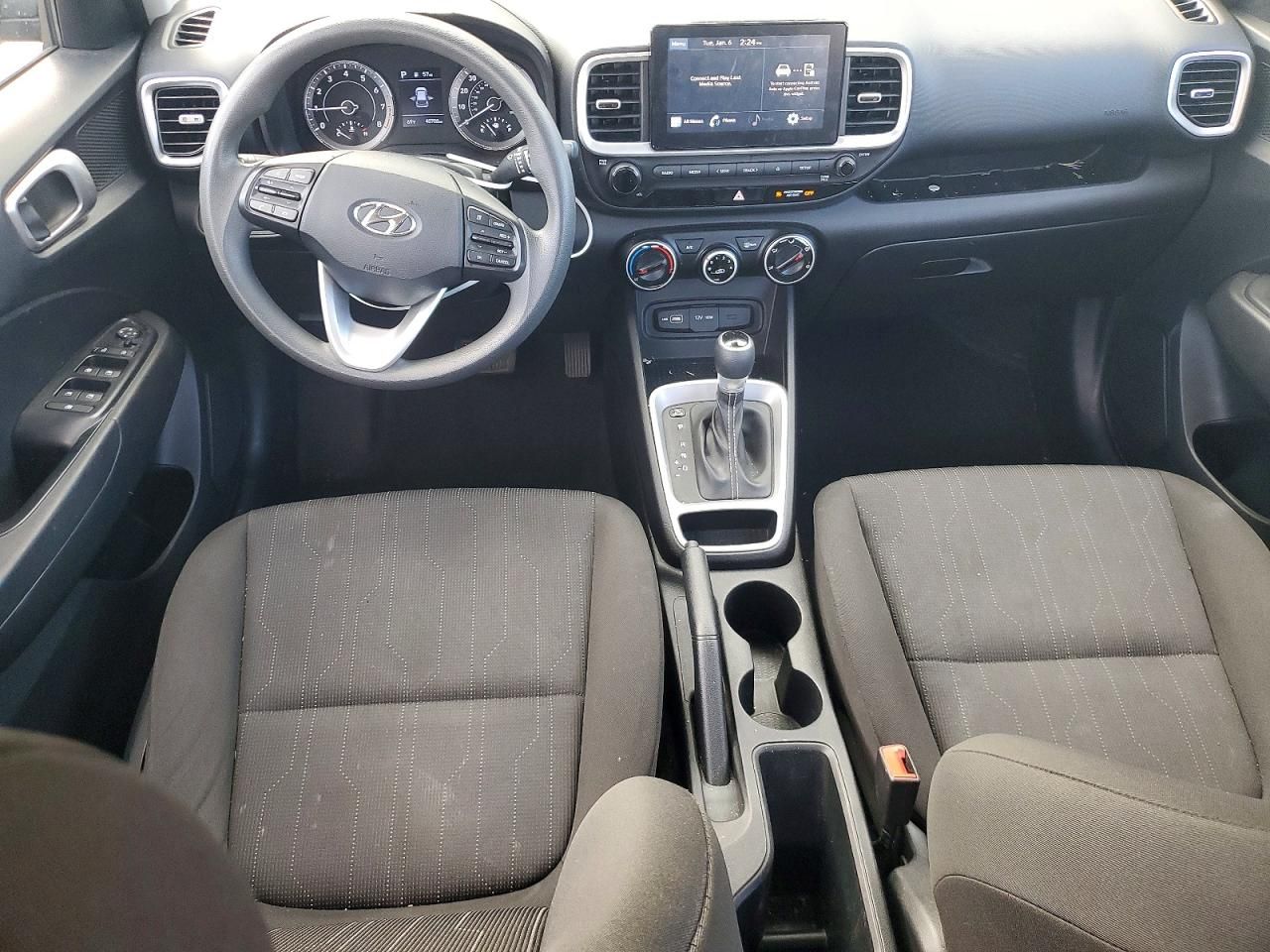 2022 Hyundai Venue se