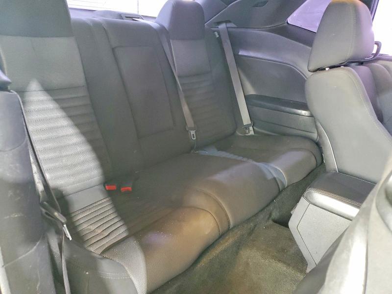 2013 Dodge Challenger sxt