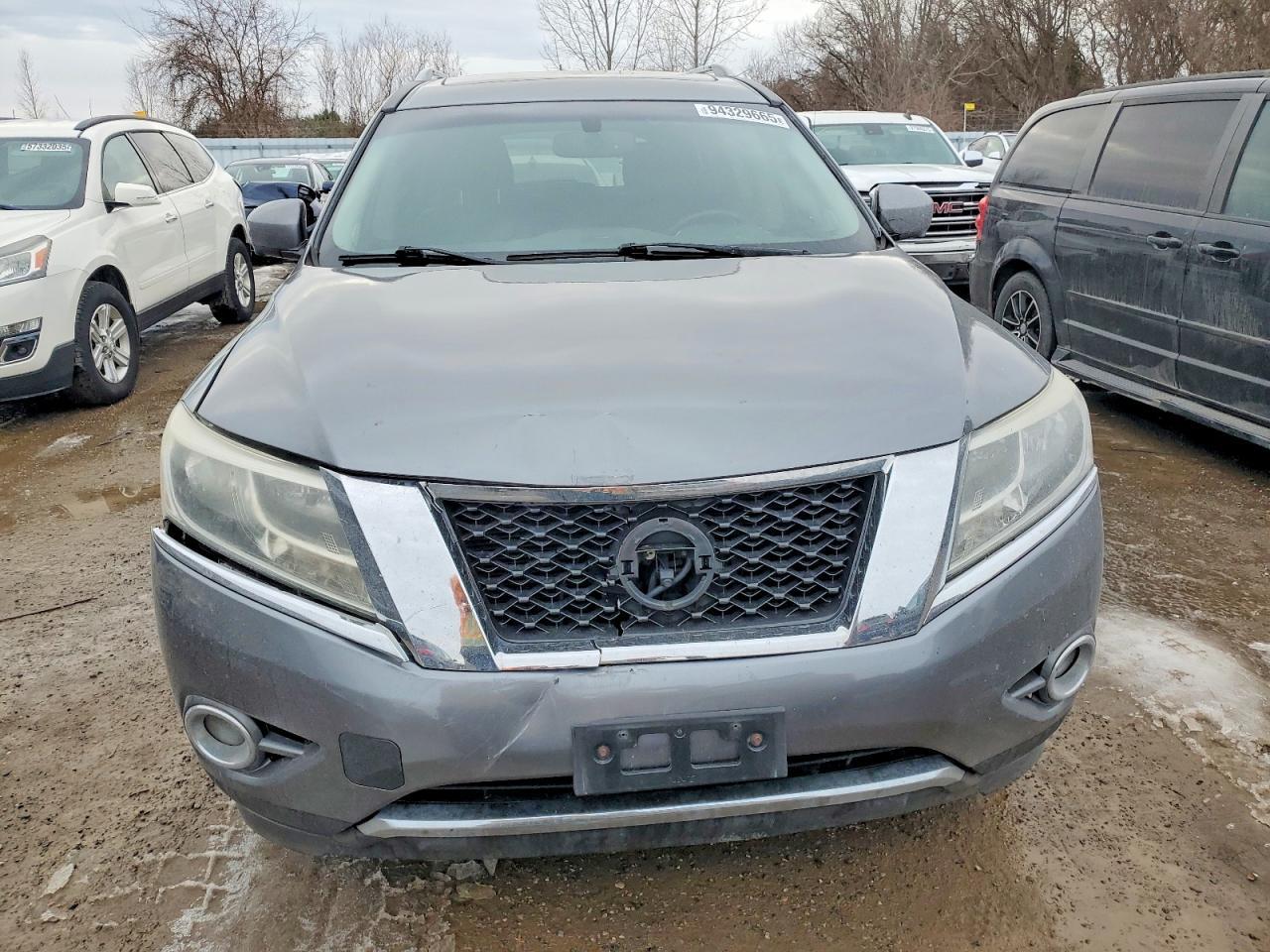 2015 Nissan Pathfinder s
