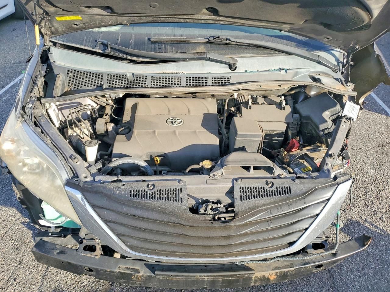 2012 Toyota Sienna le