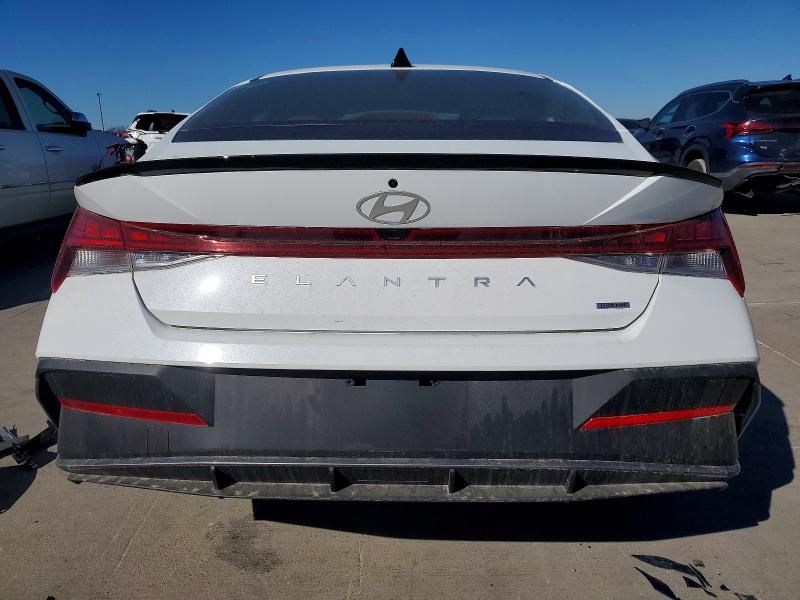 2025 Hyundai Elantra Hybrid sel Sport