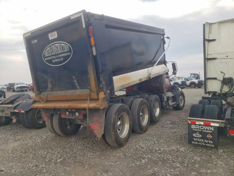 2022 Mack Granite-semi Truck
