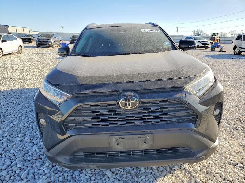 2019 Toyota Rav4 xle Premium