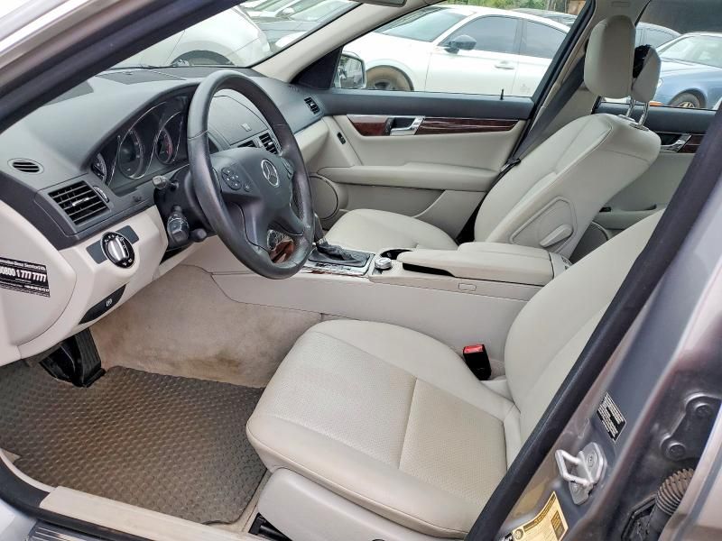 2010 Mercedes-Benz C300