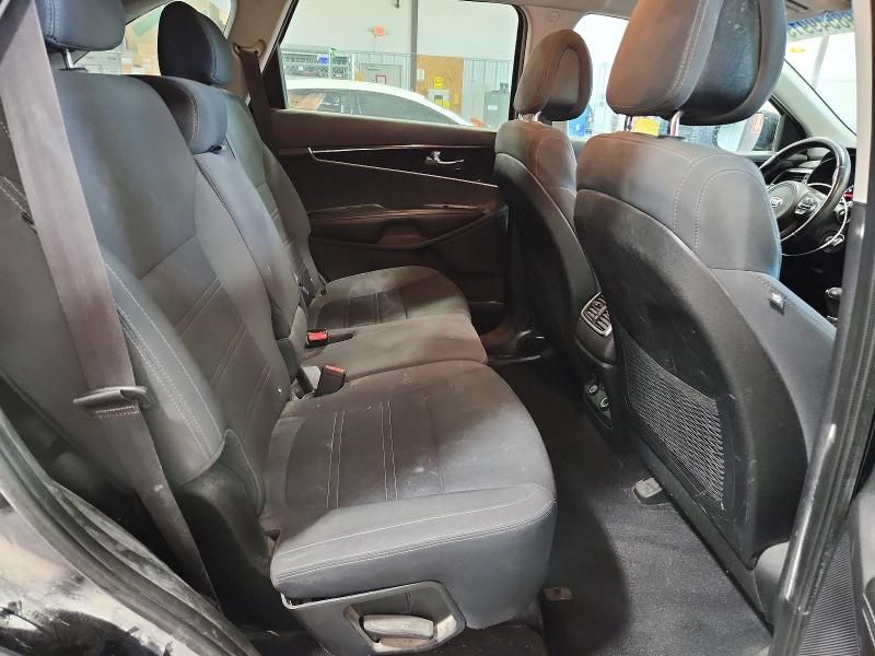 2016 KIA Sorento lx
