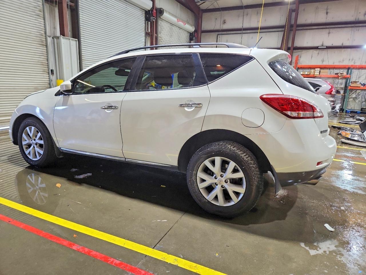 2014 Nissan Murano s
