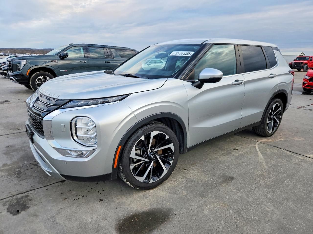 2022 Mitsubishi Outlander se