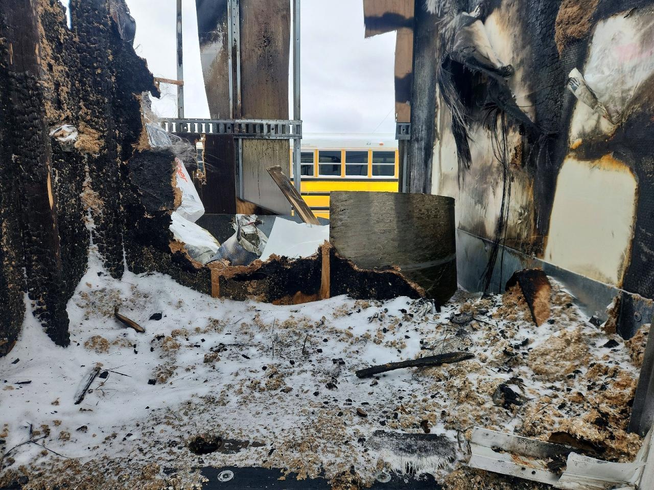 2021 Chev Rolet 5500HD BOX Truck