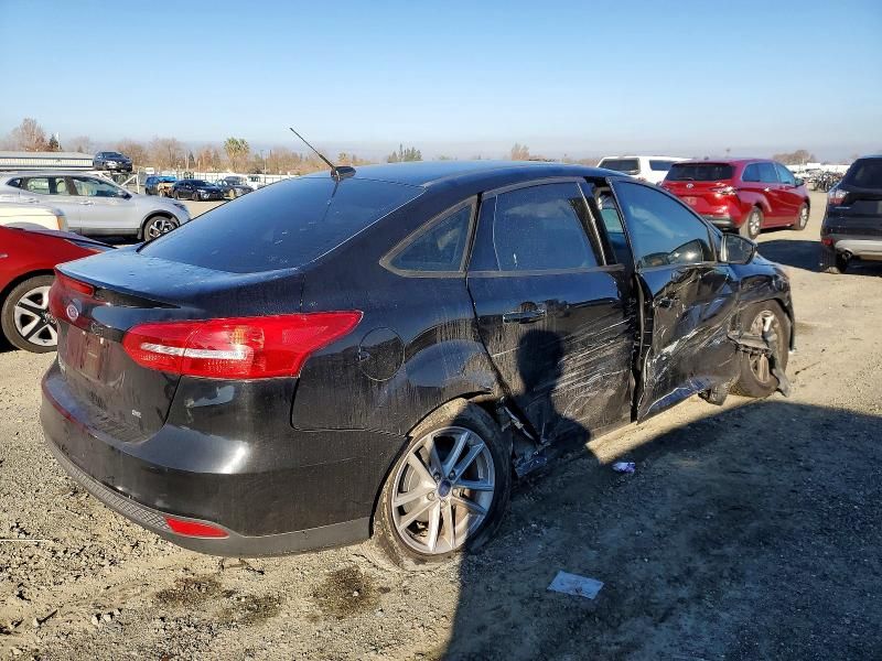 2016 Ford Focus se