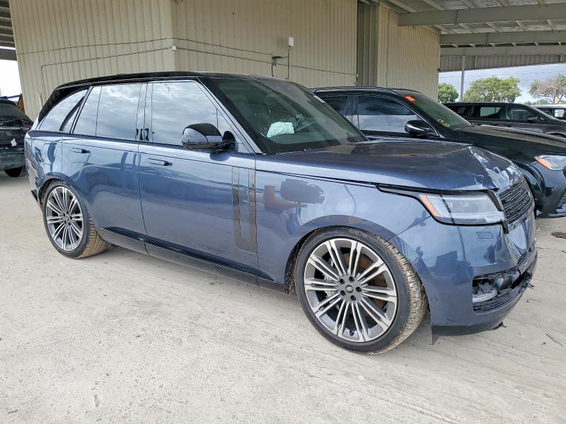 2025 Land Rover Range Rover se