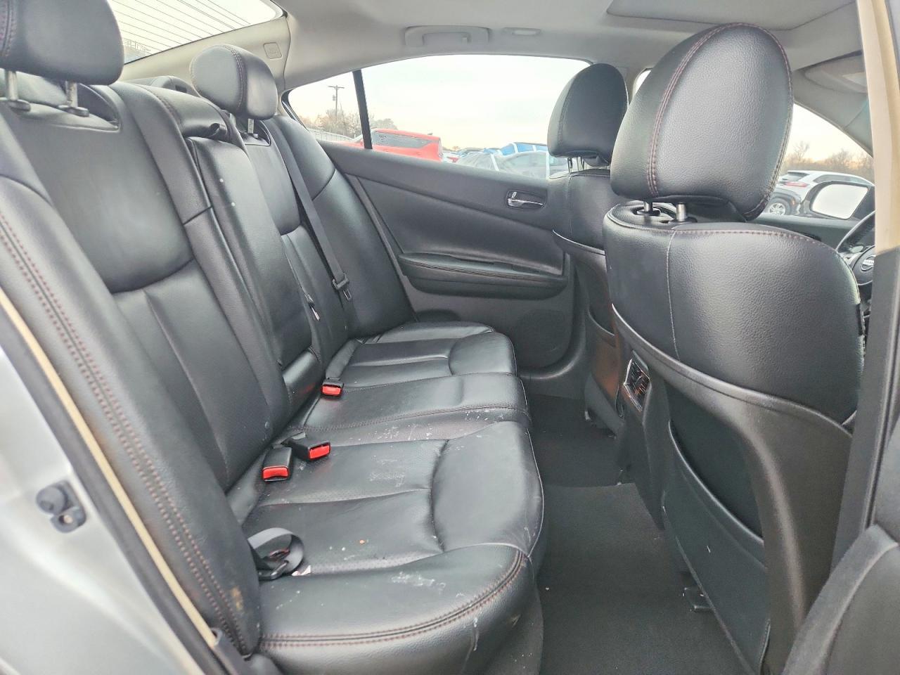 2011 Nissan Maxima s