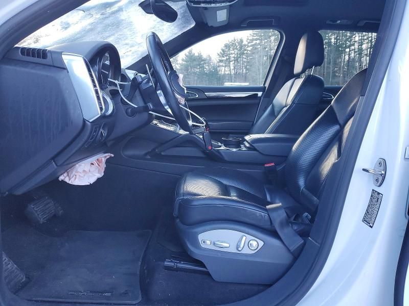 2016 Porsche Cayenne