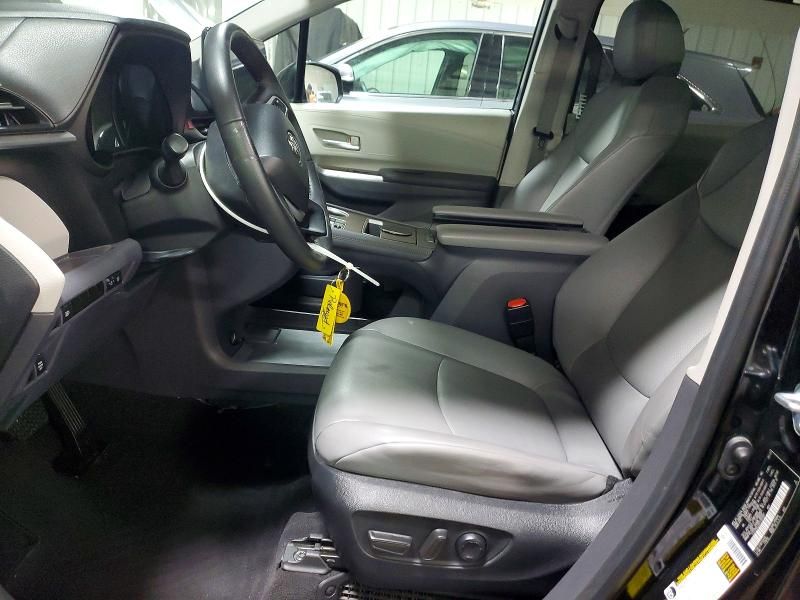 2023 Toyota Sienna
