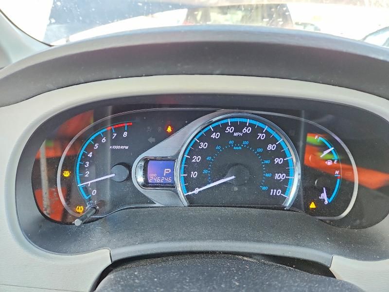 2011 Toyota Sienna xle