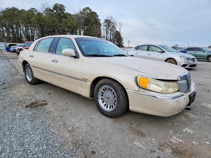 2001 Lincoln Town car Cartier l