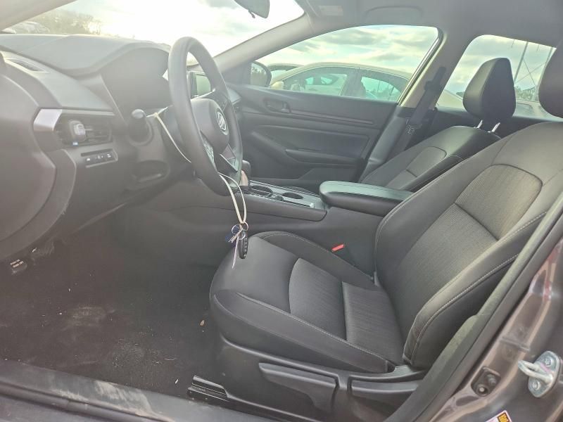 2024 Nissan Altima s