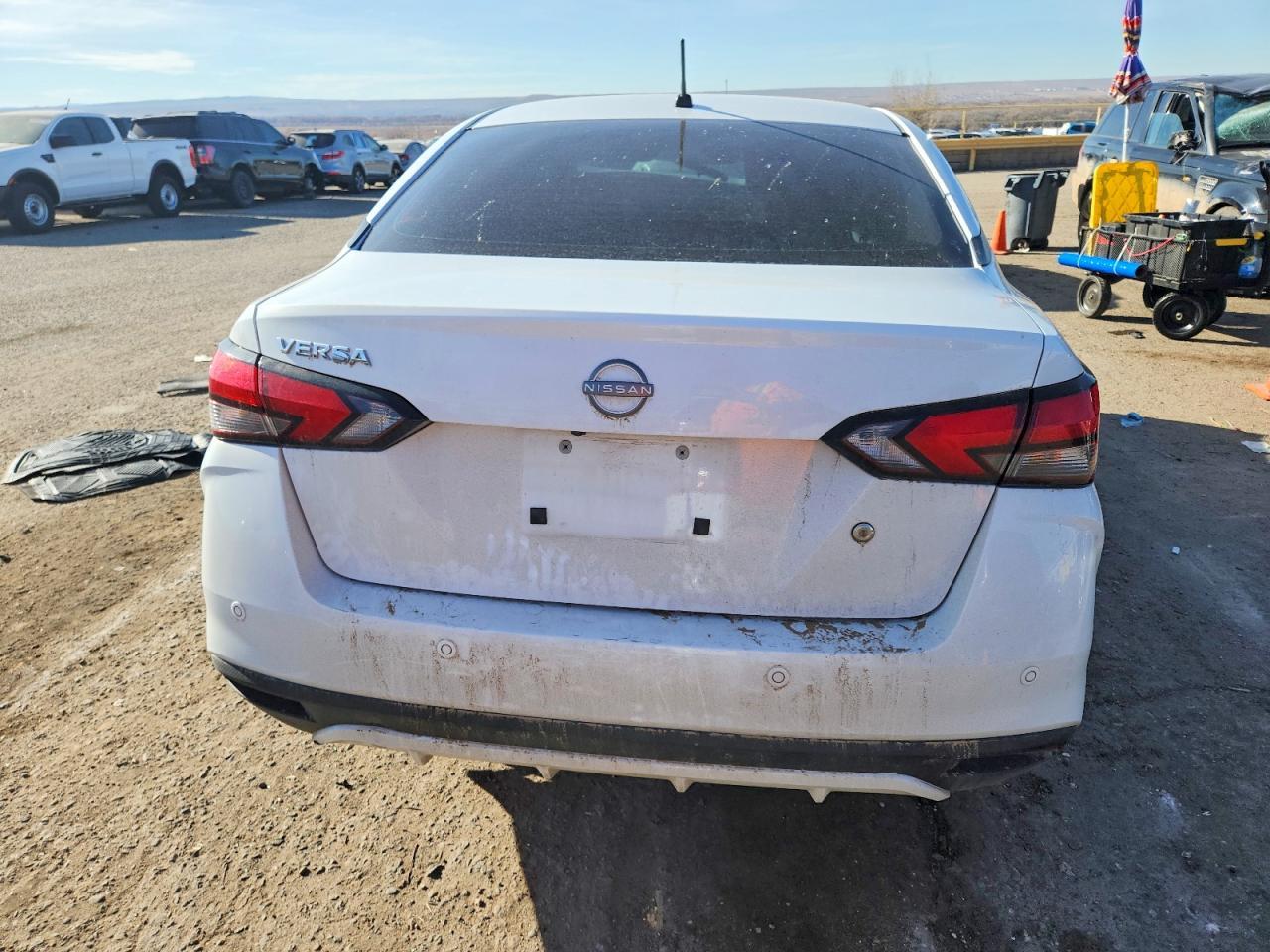 2025 Nissan Versa s
