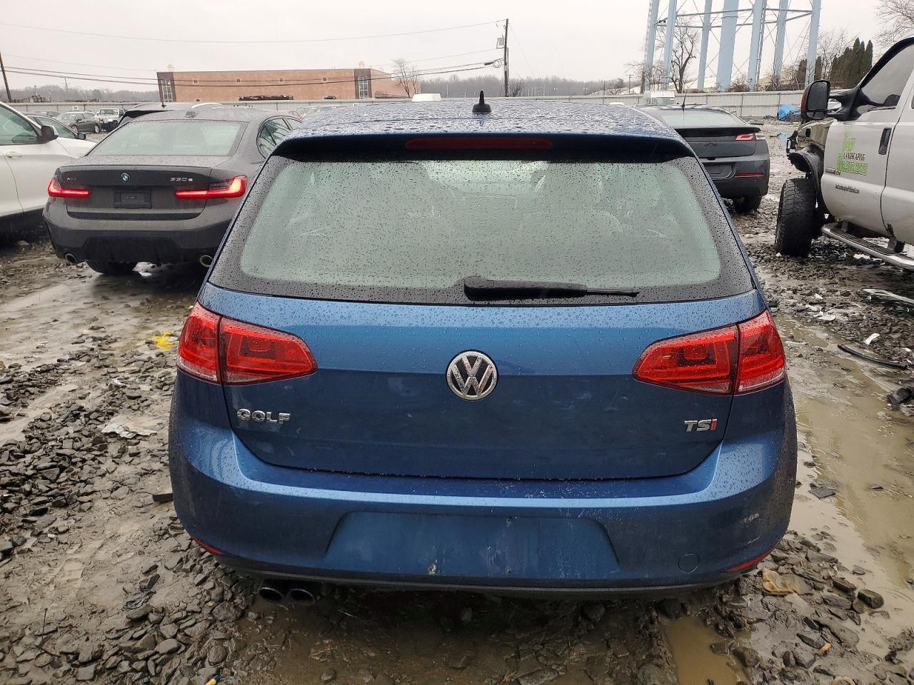 2017 Volkswagen Golf s