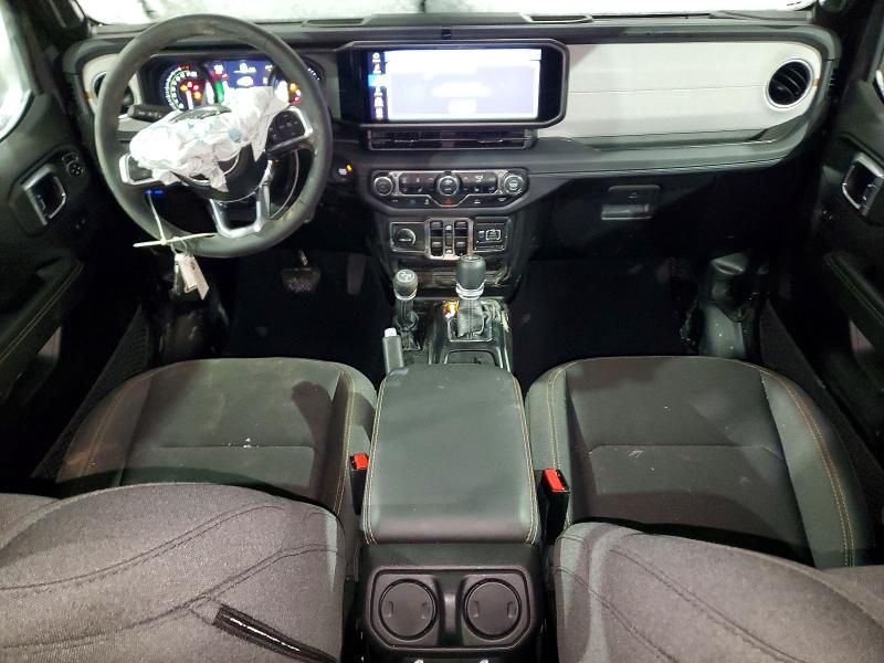 2025 Jeep Wrangler Sahara 4XE