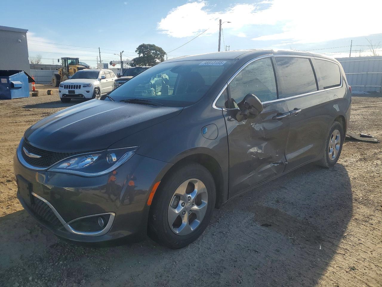 2020 Chrysler Pacifica Hybrid Touring
