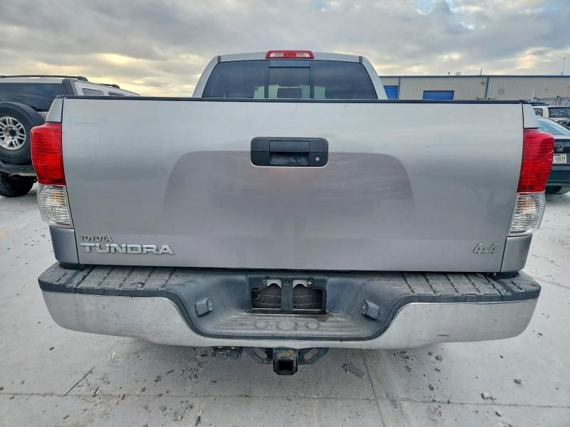 2010 Toyota Tundra Double cab SR5