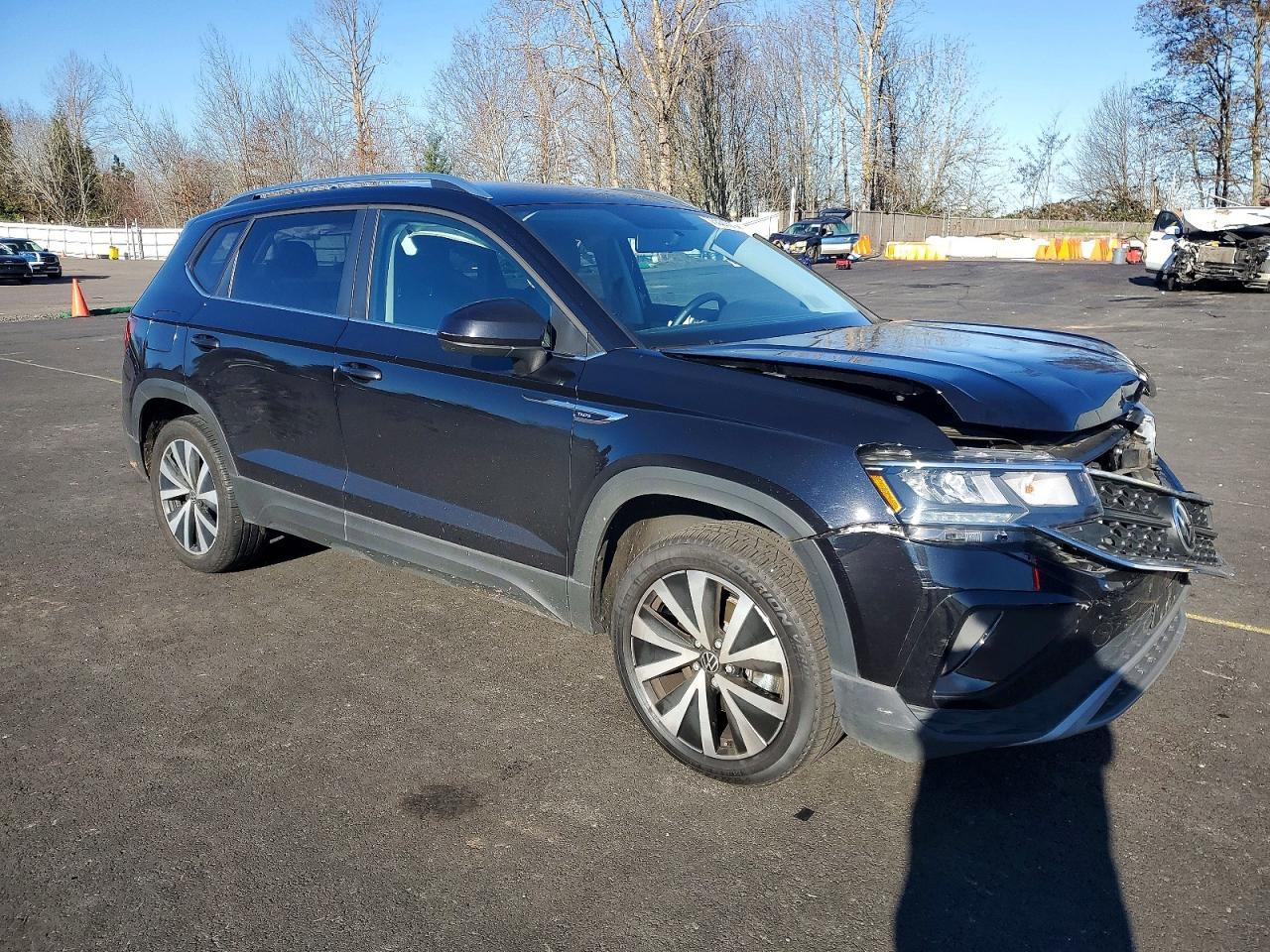 2022 Volkswagen Taos se